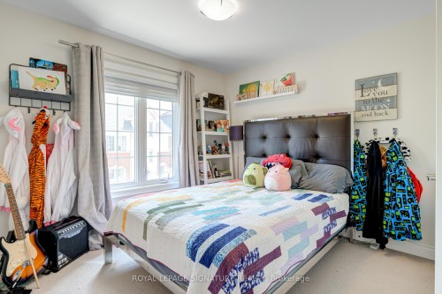 1223 Azinger Lane, Mississauga, ON 