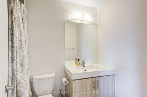 1223 Azinger Lane, Mississauga, ON 