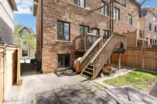 1223 Azinger Lane, Mississauga, ON 