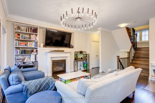 1223 Azinger Lane, Mississauga, ON 