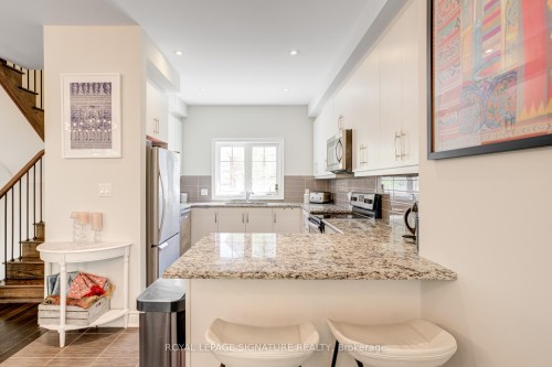 1223 Azinger Lane, Mississauga, ON 