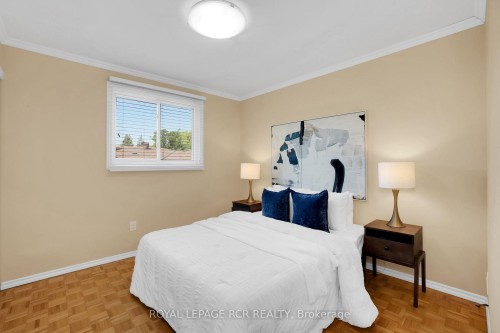 273 Newlove Drive, Caledon, ON - Indoor Photo Showing Bedroom