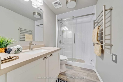 1-5035 Ninth Line N/A, Mississauga, ON - Indoor Photo Showing Bathroom