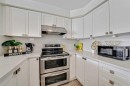 1-5035 Ninth Line N/A, Mississauga, ON  - Indoor Photo Showing Kitchen 