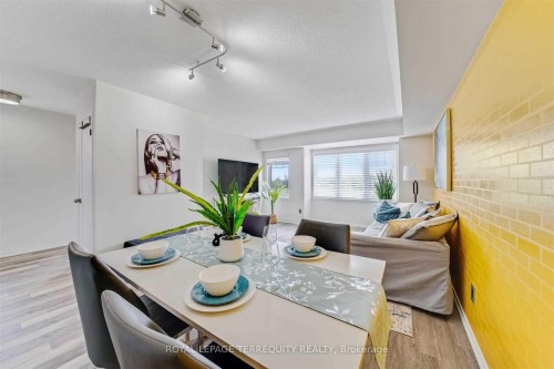 1-5035 Ninth Line N/A, Mississauga, ON - Indoor Photo Showing Dining Room