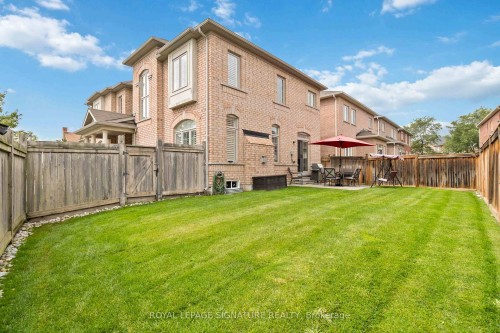 573 Gardenbrook Avenue, Oakville, ON - Outdoor With Exterior