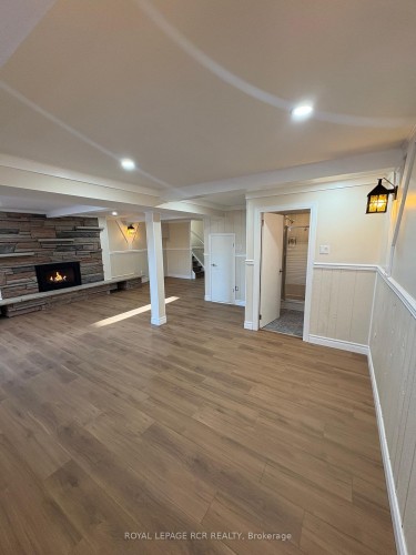 37 Grassmere Crescent, Brampton, ON - Indoor