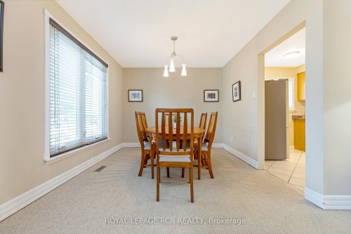 37 Grassmere Crescent, Brampton, ON - Indoor Photo Showing Dining Room