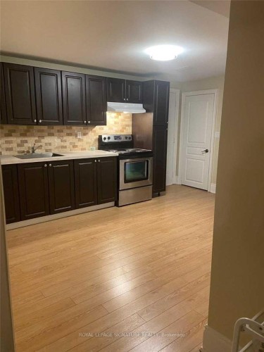 Lower-41 Kimbermount Drive, Toronto, ON - Indoor Photo Showing Kitchen