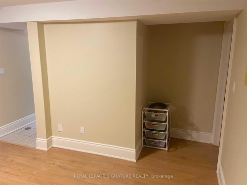 Lower-41 Kimbermount Drive, Toronto, ON - Indoor