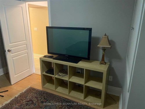 Lower-41 Kimbermount Drive, Toronto, ON - Indoor Photo Showing Other Room