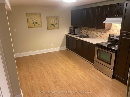 Lower-41 Kimbermount Drive, Toronto, ON - Indoor Photo Showing Kitchen