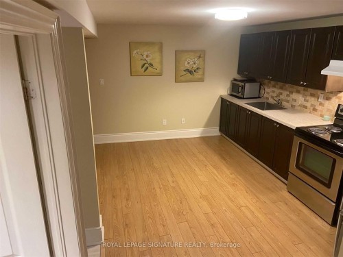 Lower-41 Kimbermount Drive, Toronto, ON - Indoor Photo Showing Kitchen
