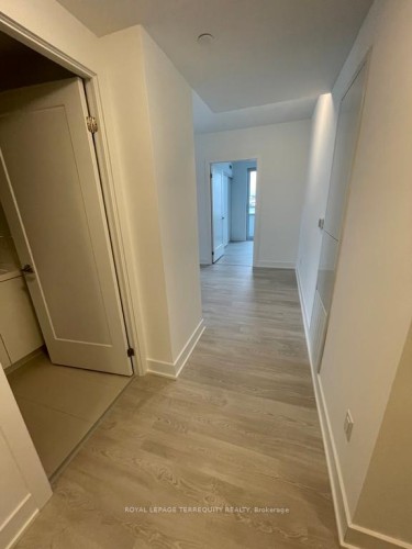 1737-2545 Simcoe Street N, Oshawa, ON - Indoor Photo Showing Other Room