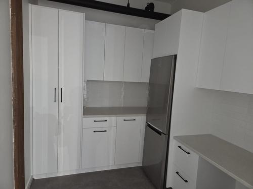 220 2556 Montrose Avenue, Abbotsford, BC 