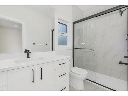 20062 27A Avenue, Langley, BC - Indoor Photo Showing Bathroom