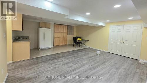 18 Brookshire Circle, Markham, ON - Indoor