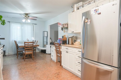 4594 Alwyn St, Port Alberni, BC 