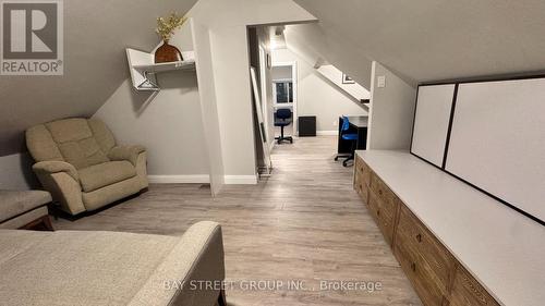 Side Upper - 5745 Stanley Avenue, Niagara Falls, ON - Indoor Photo Showing Other Room