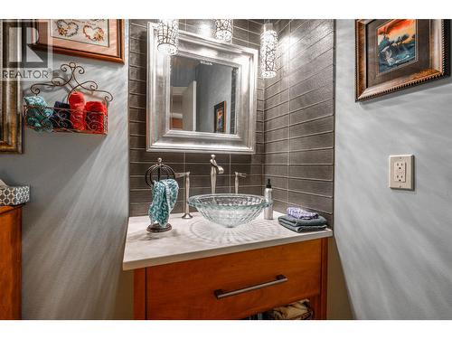 2pce Bathroom on Main level - 14038 Ponderosa Way, Coldstream, BC - Indoor Photo Showing Bathroom
