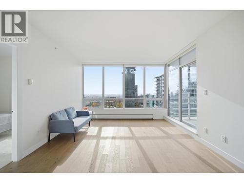 1103 9060 University Crescent, Burnaby, BC - Indoor