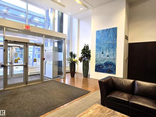 #606 2606 109 St Nw, Edmonton, AB - Indoor Photo Showing Other Room