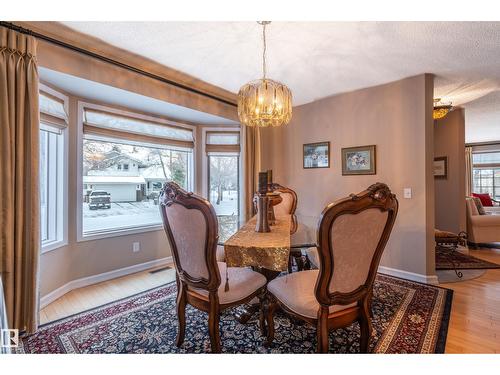 31 Harwood Dr, St. Albert, AB - Indoor Photo Showing Dining Room