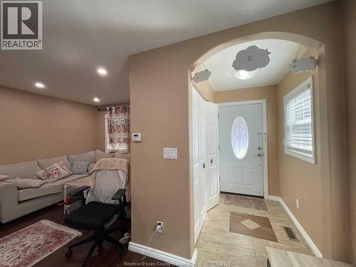 330 Elliott Avenue, Windsor, ON - Indoor Photo Showing Other Room