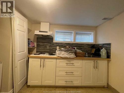 330 Elliott Avenue, Windsor, ON - Indoor