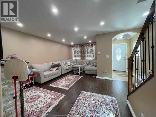 330 Elliott Avenue, Windsor, ON - Indoor