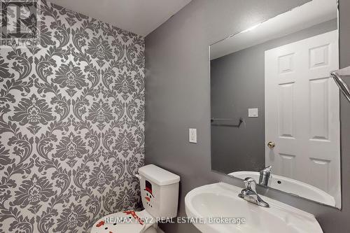 369 Caboto Trail, Markham, ON - Indoor Photo Showing Bathroom