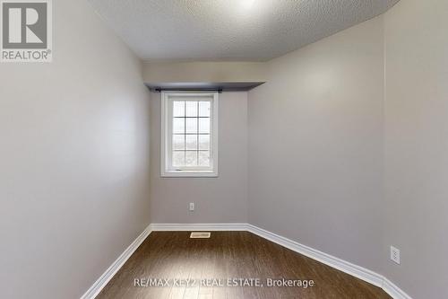 369 Caboto Trail, Markham, ON - Indoor Photo Showing Other Room