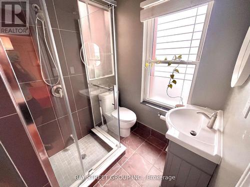 105 Massey Street, Toronto, ON - Indoor Photo Showing Bathroom