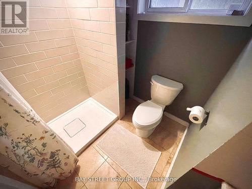 105 Massey Street, Toronto, ON - Indoor Photo Showing Bathroom