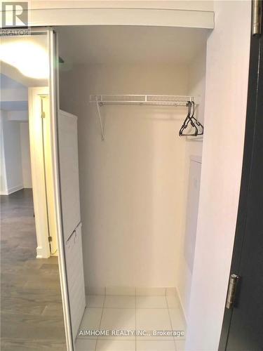 2606 - 955 Bay Street, Toronto, ON - Indoor With Storage