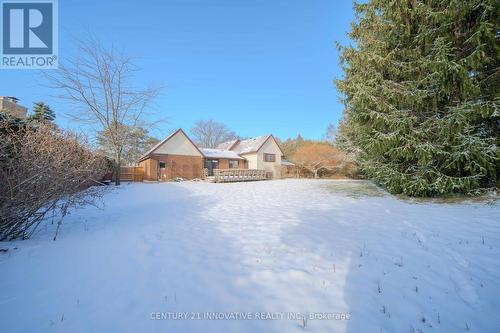 1135 Lobelia Court, Oshawa, ON - Outdoor