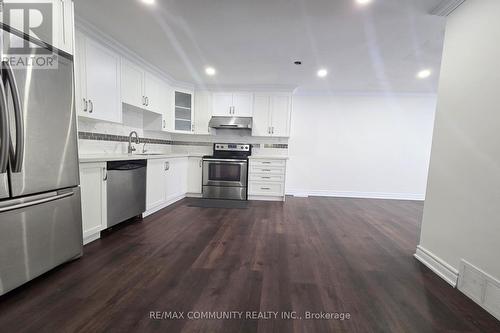 11490 Simcoe Street, Scugog, ON - Indoor Photo Showing Kitchen With Upgraded Kitchen