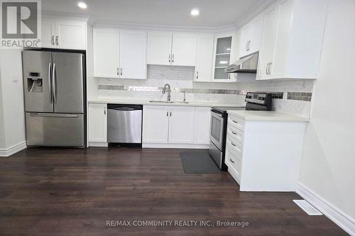 11490 Simcoe Street, Scugog, ON - Indoor Photo Showing Kitchen With Upgraded Kitchen