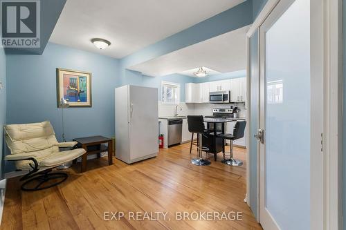 118 Napier Street, Kingston (Central City East), ON - Indoor