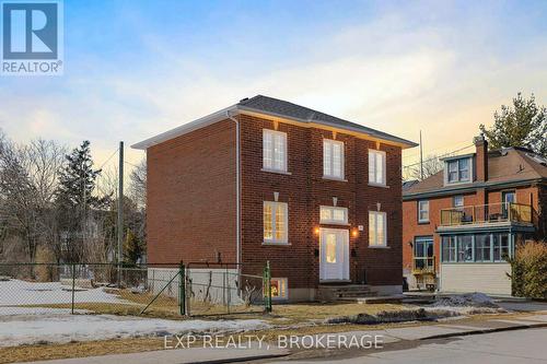 118 Napier Street, Kingston (Central City East), ON - Outdoor