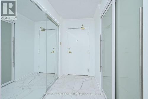 2308 - 400 Webb Drive, Mississauga, ON - Indoor Photo Showing Other Room