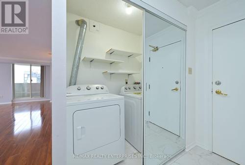 2308 - 400 Webb Drive, Mississauga, ON - Indoor Photo Showing Laundry Room