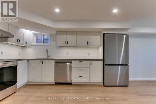 1 - 99 West Lodge Avenue, Toronto, ON - Indoor Photo Showing Kitchen With Stainless Steel Kitchen