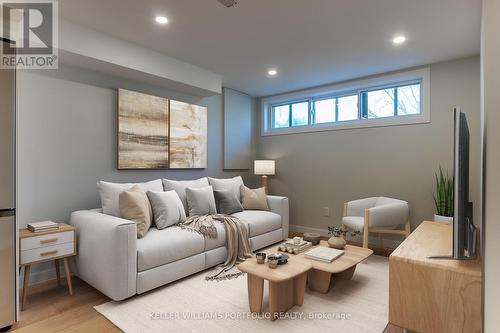 1 - 99 West Lodge Avenue, Toronto, ON - Indoor Photo Showing Other Room