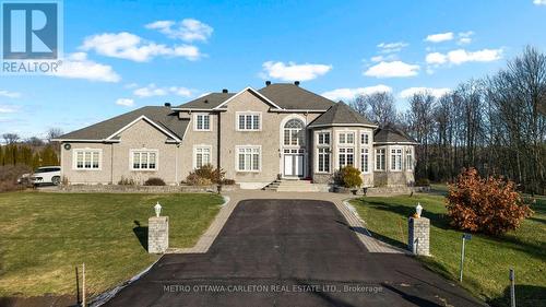 1651 Marronier Court, Ottawa, ON - Outdoor