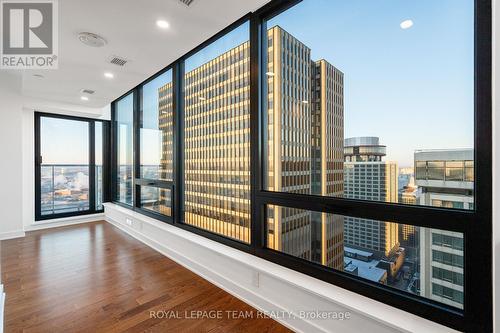 2506 - 340 Queen Street, Ottawa, ON - Indoor Photo Showing Other Room