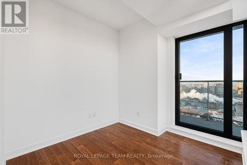 2506 - 340 Queen Street, Ottawa, ON - Indoor Photo Showing Other Room