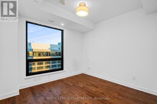 2506 - 340 Queen Street, Ottawa, ON - Indoor Photo Showing Other Room