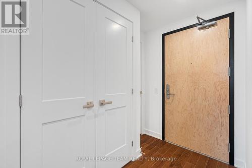 2506 - 340 Queen Street, Ottawa, ON - Indoor Photo Showing Other Room