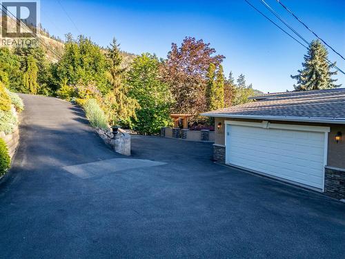 1988 Dewdney Road, Kelowna, BC - Outdoor